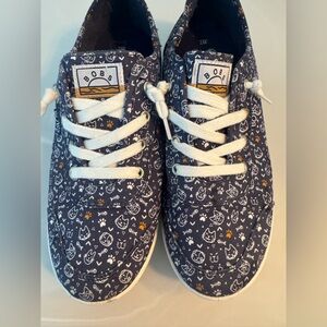 Skechers BOBS  Navy Cat Patterned Sneakers Women’s Size 7